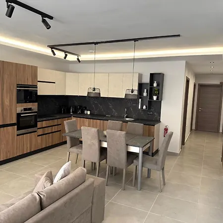 Seaside Escape * 圣保罗湾城